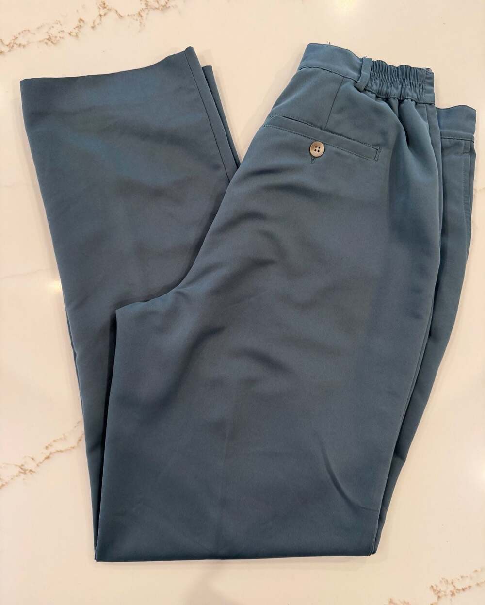 IZOD Ladies Pleated Front Elastic Back Golf Pants Size 6